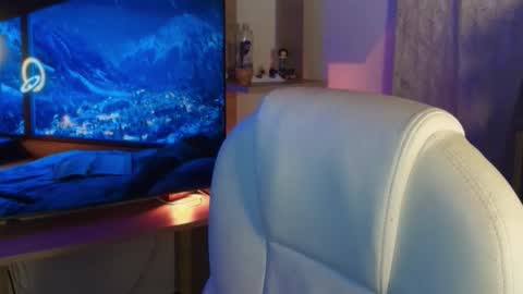 Snapshot of gemdominus chatting on 11-04-25, 10:20 Gem Dominus online show from 11-04-25, 10:20