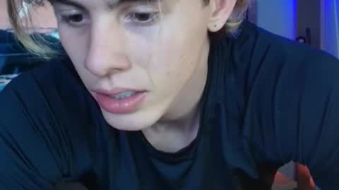 Snapshot of gemdominus chatting on 11-22-25, 01:37 Gem Dominus online show from 11-22-25, 01:37