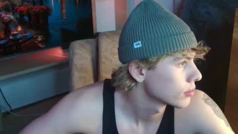 Snapshot of gemdominus chatting on 01-07-26, 03:20 Gem Dominus online show from 01-07-26, 03:20