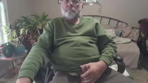 Snapshot of geminiguy1954 chatting on 02-03-26, 09:42 geminiguy1954 online show from 02-03-26, 09:42