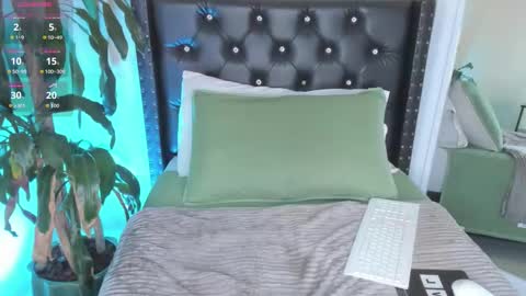 Gemma  online show from 03-12-26, 08:15