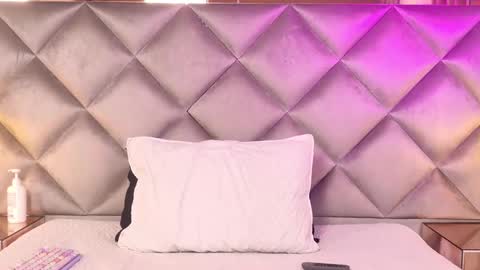 Snapshot of gemma_sm chatting on 09-20-25, 03:29 Maria online show from 09-20-25, 03:29