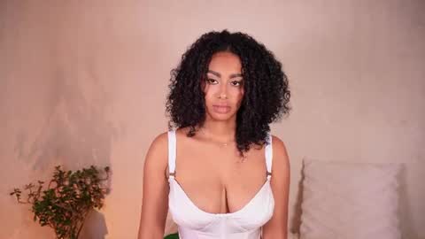 Snapshot of gemmacarter_ chatting on 06-14-26, 02:24 online show from 06-14-26, 02:24