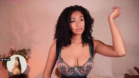 Snapshot of gemmacarter_ chatting on 06-19-26, 02:16 online show from 06-19-26, 02:16