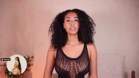 Snapshot of gemmacarter_ chatting on 06-30-26, 01:06 online show from 06-30-26, 01:06