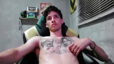 Snapshot of gendo_05 chatting on 10-24-25, 11:34 GENDO online show from 10-24-25, 11:34