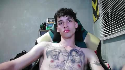 Snapshot of gendo_05 chatting on 10-31-25, 02:01 GENDO online show from 10-31-25, 02:01