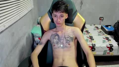 Snapshot of gendo_05 chatting on 12-17-25, 12:27 GENDO online show from 12-17-25, 12:27