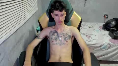 Snapshot of gendo_05 chatting on 12-21-25, 11:56 GENDO online show from 12-21-25, 11:56