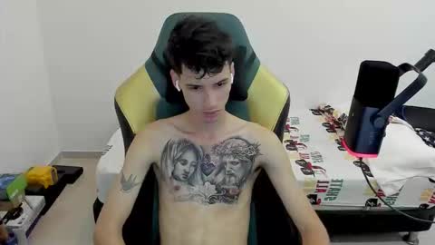 Snapshot of gendo_05 chatting on 01-31-26, 10:08 GENDO online show from 01-31-26, 10:08