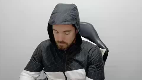 Snapshot of genesis_wb chatting on 10-16-25, 11:50 genesis_wb online show from 10-16-25, 11:50