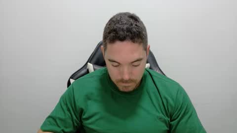 Snapshot of genesis_wb chatting on 10-27-25, 02:15 genesis_wb online show from 10-27-25, 02:15