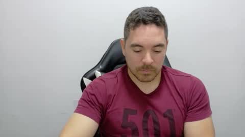 Snapshot of genesis_wb chatting on 10-28-25, 02:15 genesis_wb online show from 10-28-25, 02:15