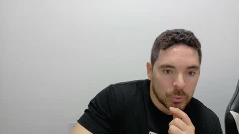 Snapshot of genesis_wb chatting on 11-05-25, 10:32 genesis_wb online show from 11-05-25, 10:32