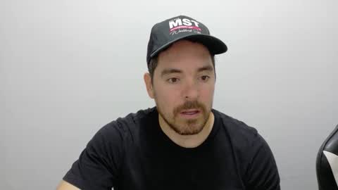 Snapshot of genesis_wb chatting on 11-14-25, 11:24 genesis_wb online show from 11-14-25, 11:24