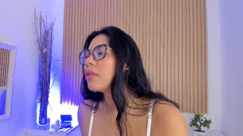 Snapshot of genesisruiz chatting on 07-26-26, 10:44 online show from 07-26-26, 10:44