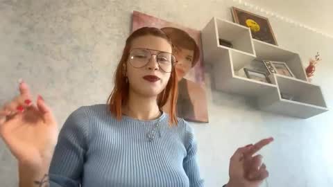 Snapshot of genesisschaufelberge chatting on 09-26-25, 06:17 Mila online show from 09-26-25, 06:17