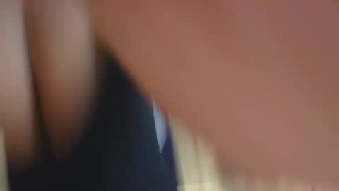 Snapshot of geni_smart chatting on 11-01-25, 11:56 Luciana online show from 11-01-25, 11:56