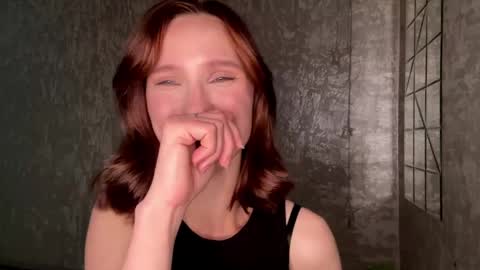 Riana online show from 04-29-26, 01:37