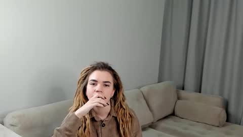 Snapshot of gennygadley chatting on 03-25-26, 10:43 Emily online show from 03-25-26, 10:43