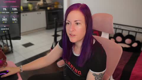 Snapshot of gennyrock chatting on 12-20-24, 01:11 Genny Rock and online show from 12-20-24, 01:11