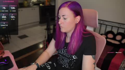 Snapshot of gennyrock chatting on 01-23-25, 10:01 Genny Rock and online show from 01-23-25, 10:01
