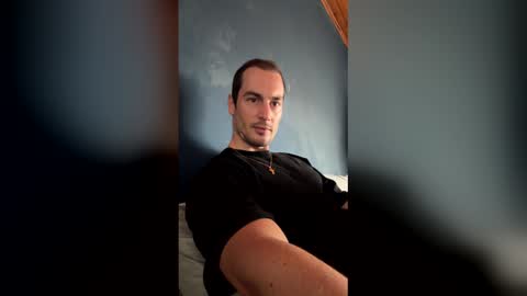 Snapshot of genraro69 chatting on 05-16-26, 02:16 Genaro online show from 05-16-26, 02:16