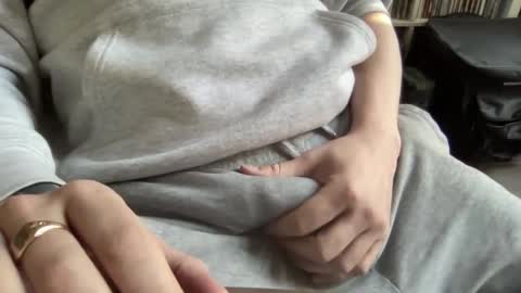 Gentle Stranger online show from 01-25-25, 12:05