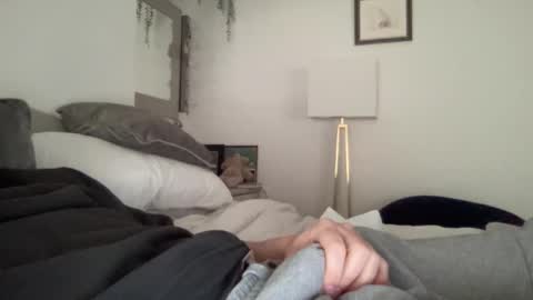 Gentle Stranger online show from 02-19-25, 12:33