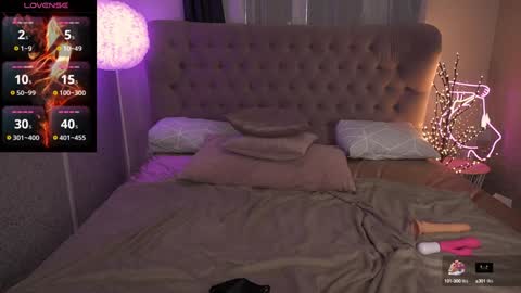 Snapshot of gentleadellee chatting on 02-05-25, 12:49 gentleadellee online show from 02-05-25, 12:49