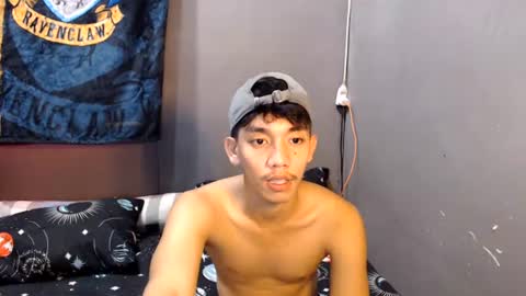 Rayl online show from 06-21-26, 07:00