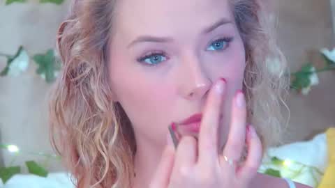 Snapshot of gentlerossi chatting on 03-21-26, 03:15 GentleRossi online show from 03-21-26, 03:15
