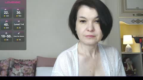 Snapshot of gentlywomen chatting on 12-08-24, 11:35 Elena online show from 12-08-24, 11:35