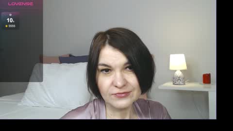 Snapshot of gentlywomen chatting on 02-17-25, 11:55 Elena online show from 02-17-25, 11:55