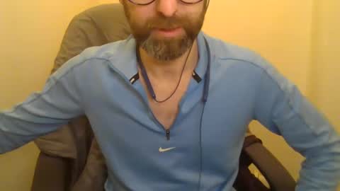 Snapshot of geon2xx chatting on 01-28-25, 05:43 Geon online show from 01-28-25, 05:43