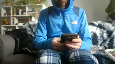 Snapshot of geon2xx chatting on 09-24-25, 11:13 Geon online show from 09-24-25, 11:13