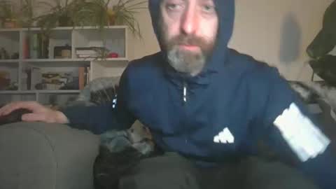 Snapshot of geon2xx chatting on 09-27-25, 10:26 Geon online show from 09-27-25, 10:26