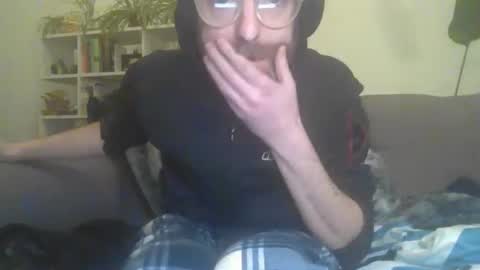 Snapshot of geon2xx chatting on 11-11-25, 06:52 Geon online show from 11-11-25, 06:52