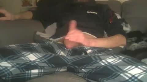 Snapshot of geon2xx chatting on 11-12-25, 04:51 Geon online show from 11-12-25, 04:51