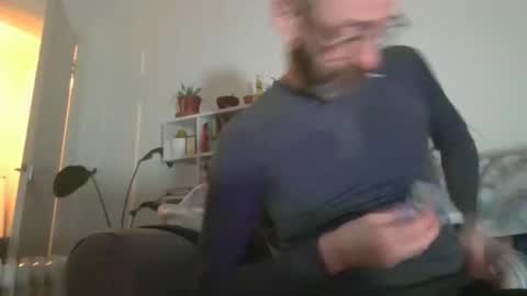 Snapshot of geon2xx chatting on 02-03-26, 07:02 Geon online show from 02-03-26, 07:02