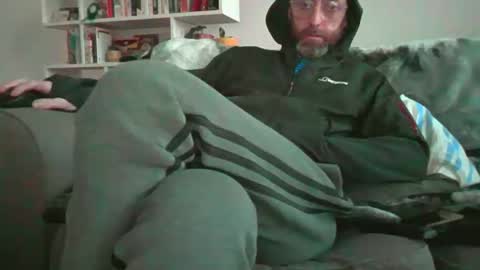 Snapshot of geon2xx chatting on 03-03-26, 05:52 Geon online show from 03-03-26, 05:52