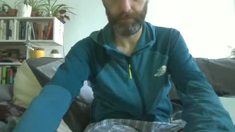 Geon online show from 06-17-26, 08:32