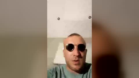 georgemac2405 online show from 06-26-26, 01:32