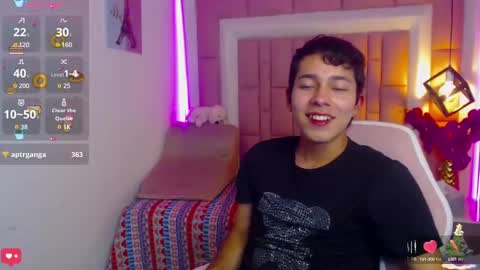 Snapshot of georgesmith_1 chatting on 12-09-24, 07:17 GEORGE online show from 12-09-24, 07:17