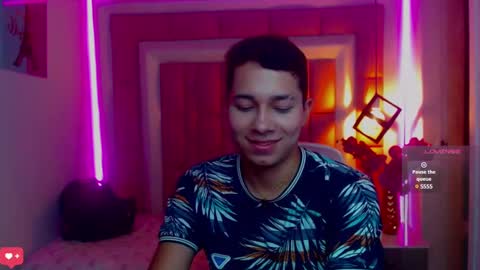 Snapshot of georgesmith_1 chatting on 01-14-25, 04:04 GEORGE online show from 01-14-25, 04:04