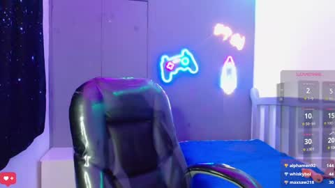 Snapshot of georgesmith_1 chatting on 01-15-25, 11:53 GEORGE online show from 01-15-25, 11:53