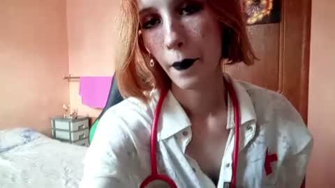 Ellie online show from 06-18-26, 03:49