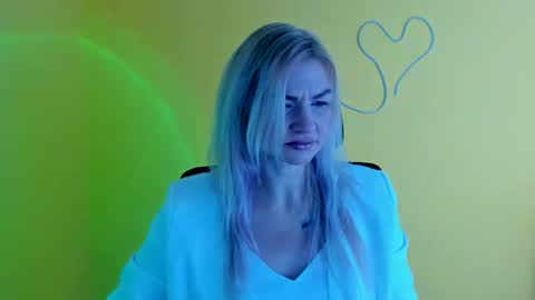 Snapshot of georgianight chatting on 12-18-25, 12:44 Georgia online show from 12-18-25, 12:44