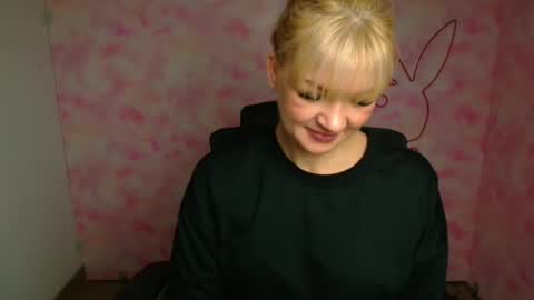 Snapshot of georgianight chatting on 03-09-26, 12:20 Georgia online show from 03-09-26, 12:20