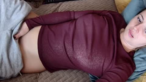 Snapshot of georgiapeachgirl chatting on 12-15-25, 08:29 Melissa online show from 12-15-25, 08:29